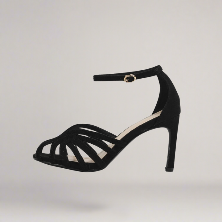 Amalfi | chic heels