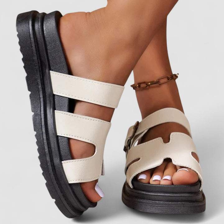 Amaris | Orthopaedic sandals