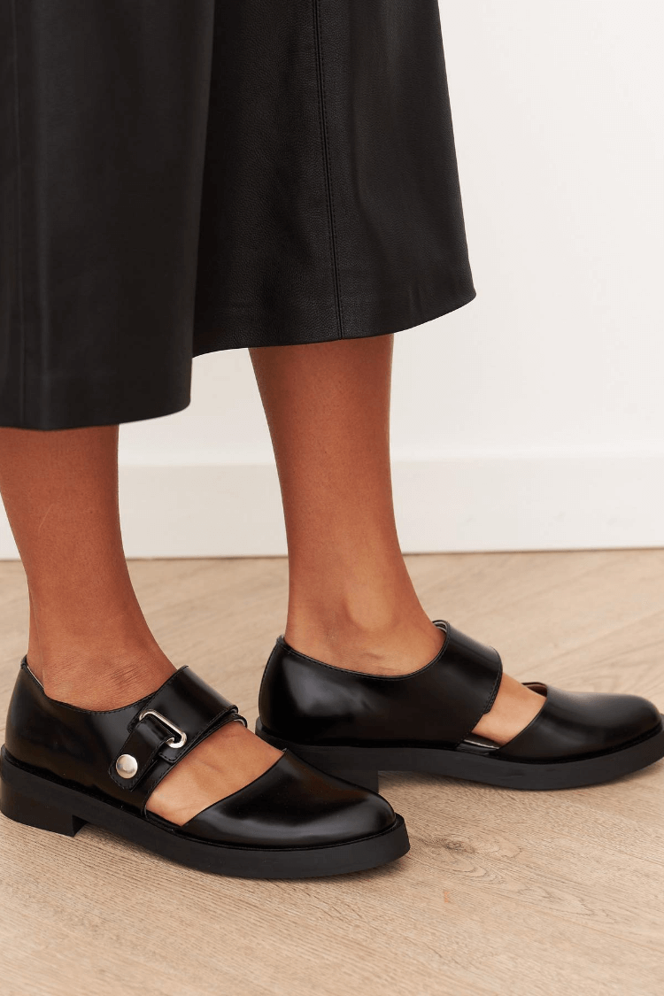 Chic Mary Jane Buckle Shoes