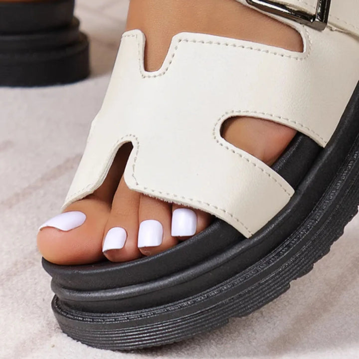 Amaris | Orthopaedic sandals